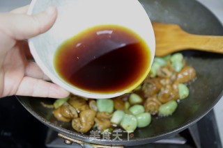 腊八蒜烧肥肠的做法步骤：7
