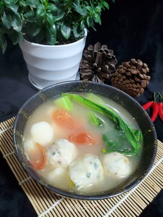 墨鱼丸年糕汤的做法步骤：7