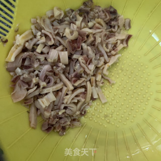 腊肠干鱿糯米饭（电饭煲版）的做法步骤：4