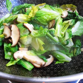 香菇炒青菜的做法步骤：9
