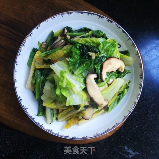 香菇炒青菜的做法步骤：11