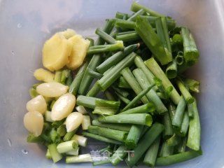 鸭血烧豆腐的做法步骤：5