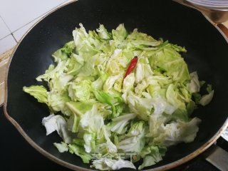 牛肉炒包菜的做法步骤：5