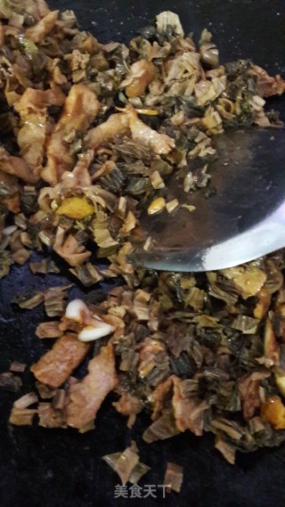 猪肉炒咸芥菜的做法步骤：7