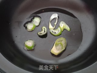 海米萝卜汤的做法步骤：3