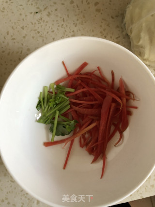 牛肉拉面的做法步骤：1
