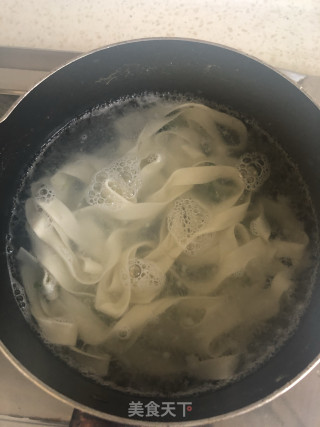 牛肉拉面的做法步骤：2