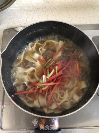 牛肉拉面的做法步骤：4