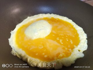 韭菜炒鸡蛋的做法步骤：2