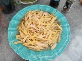 杏鲍菇炒土豆丝的做法步骤：14