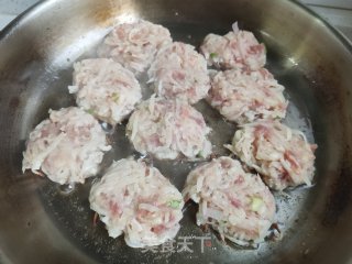 猪肉旱萝卜丸子的做法步骤：13