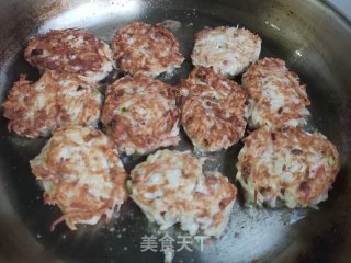 猪肉旱萝卜丸子的做法步骤：14