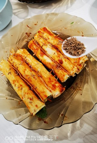 串肉店里的爆款$烤干豆腐卷的做法步骤：11