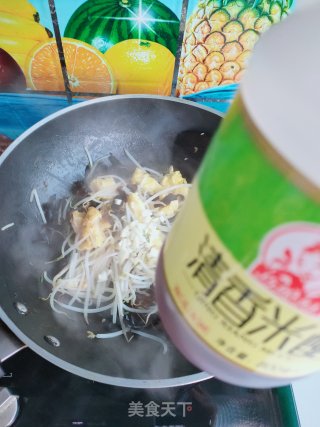 绿豆芽木耳炒鸡蛋的做法步骤：8