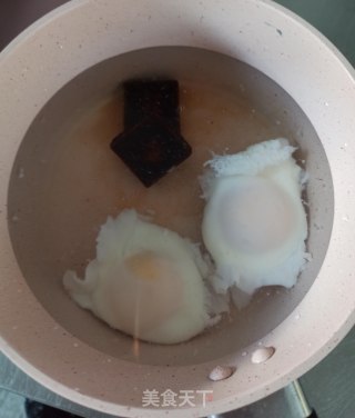 黑糖酒酿鸡蛋汤的做法步骤：4