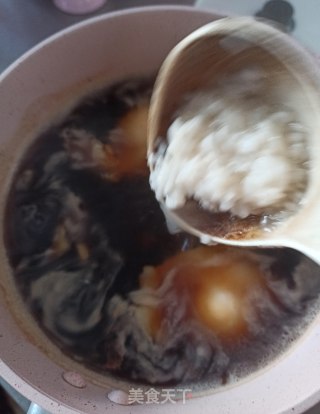 黑糖酒酿鸡蛋汤的做法步骤：5
