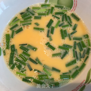 香葱鸭蛋炒莴笋的做法步骤：5