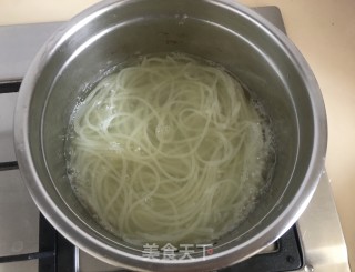 水煮螺蛳粉的做法步骤：5