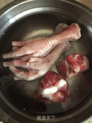 杂菇汤的做法步骤：1