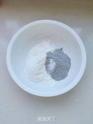 黑米面煎饼的做法步骤：1