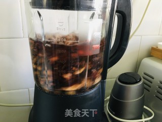 紫米红豆花生红枣粥的做法步骤：5