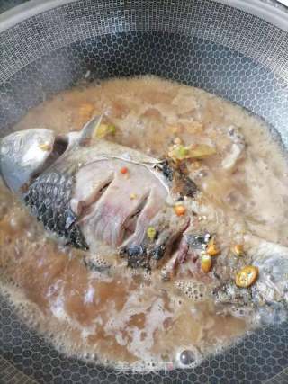 红烧鲫鱼的做法步骤：3