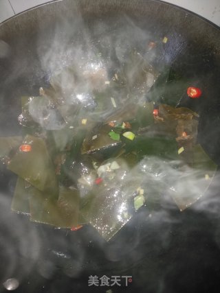 韭菜炒海带的做法步骤：4