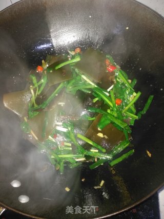 韭菜炒海带的做法步骤：8