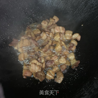 甜椒炒五花肉的做法步骤：6