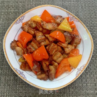 甜椒炒五花肉的做法步骤：11