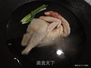 白切鸡的做法步骤：2