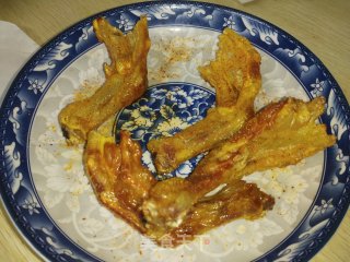 椒盐炸鸭脚的做法步骤：3