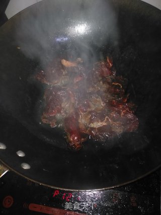 蒜苔炒牛肉的做法步骤：6