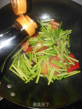 蒜苔炒牛肉的做法步骤：13