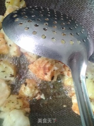 特色香酥土豆块的做法步骤：8