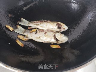 鲫鱼豆腐汤的做法步骤：6
