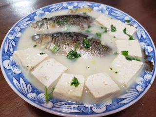 鲫鱼豆腐汤的做法步骤：12
