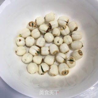 红糖莲子糯米饭的做法步骤：4