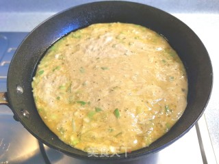 火麻鸡蛋葱花发面饼的做法步骤：9