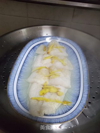 清蒸巴沙鱼的做法步骤：6
