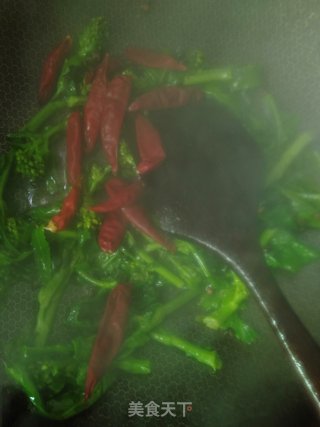 炝炒油菜头的做法步骤：9