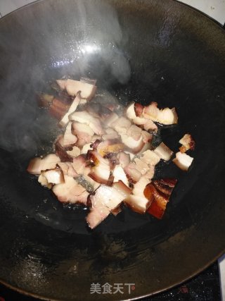 双椒炒腊肉的做法步骤：4