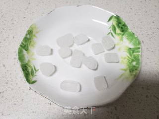 莲子糯米粥的做法步骤：1