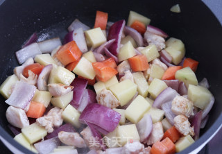 东南亚美食教程 | 咖喱面包鸡的做法步骤：6