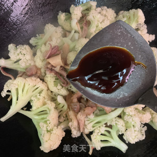 干鱿五花肉炒花菜的做法步骤：11