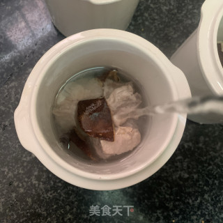 陈皮龙骨炖汤的做法步骤：5