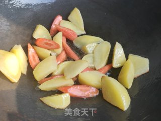 红烩牛肉的做法步骤：7