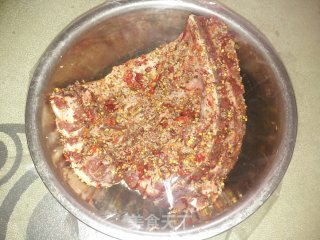 腌腊鱼腊排骨的做法步骤：17