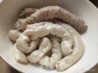 猪大肠焖酸菜的做法步骤：5