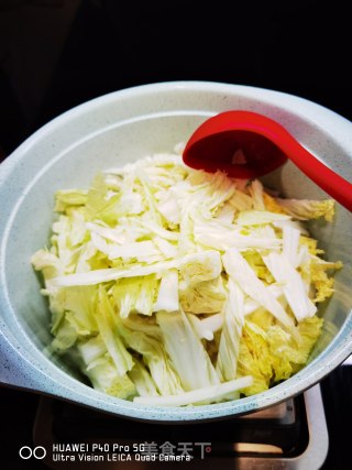 低脂的白菜肉丸炖粉条的做法步骤：22